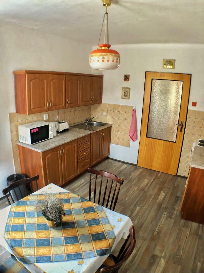 Zahradni Apartment Cesky Krumlov Bagian luar foto